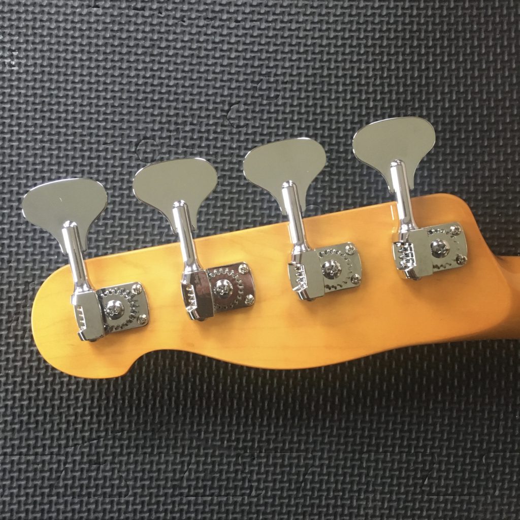 Retrovibe UltraLite Bass Tuning Machine Heads Clover Leaf or Lollipop