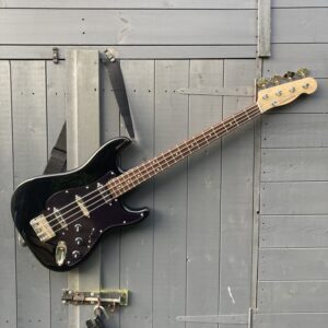 Retrovibe S30 Strat Bass 30.6" short scale